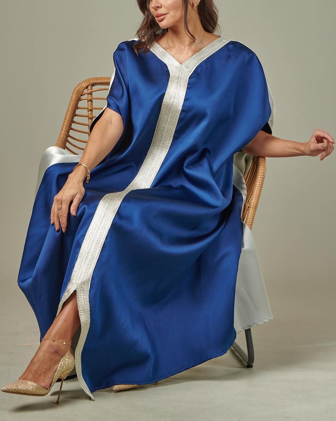 Colour-block satin kaftan
