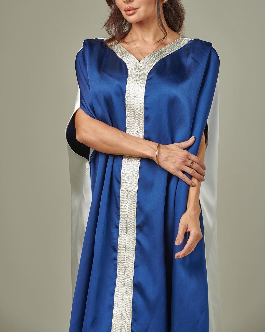 Colour-block satin kaftan