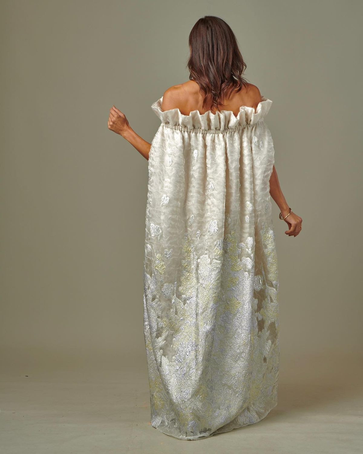 Jacquard off-shoulder kaftan
