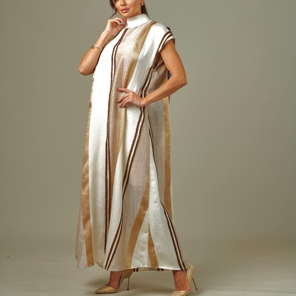 Tassel-back striped kaftan