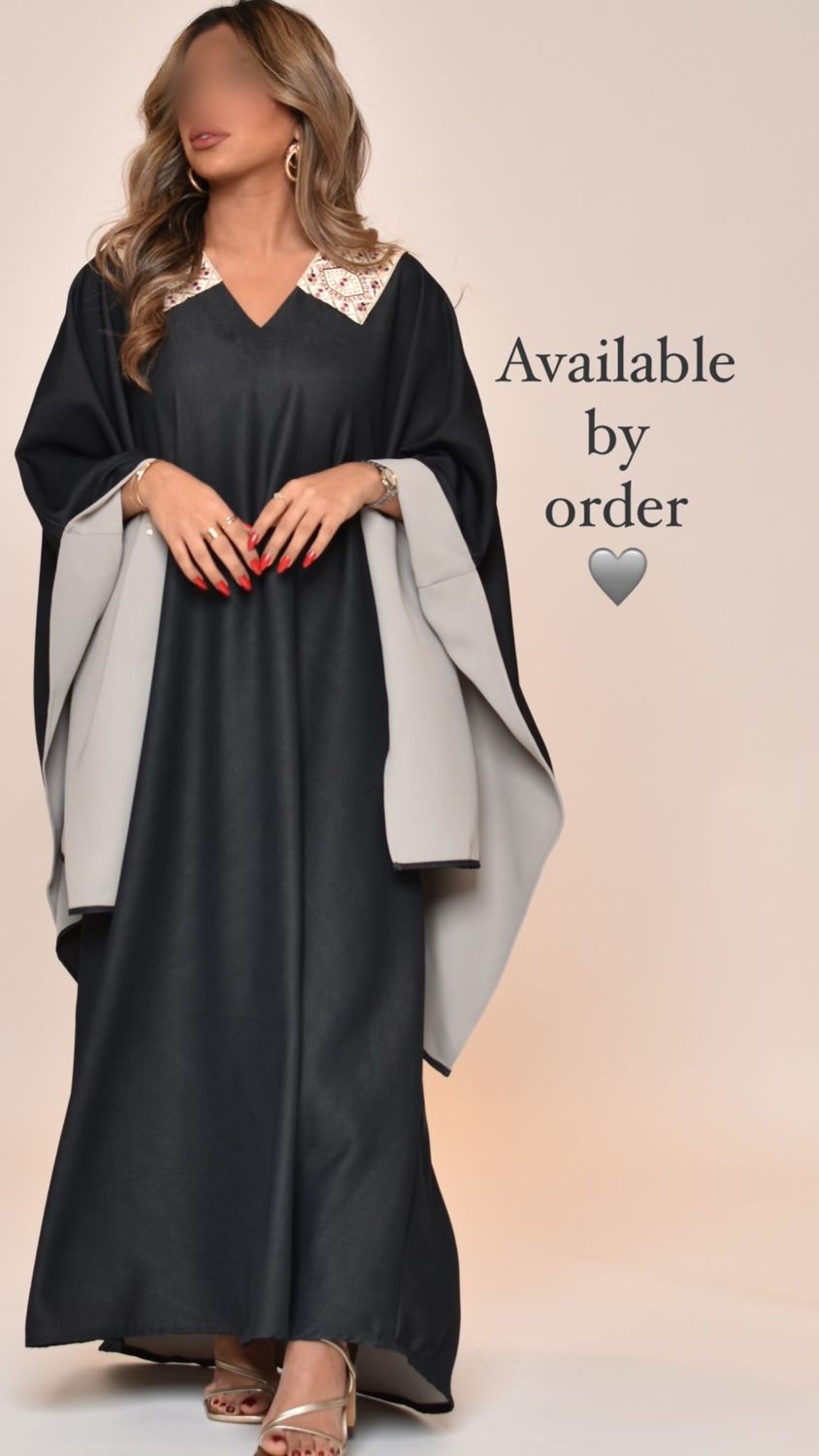 Embroidered collar kaftan