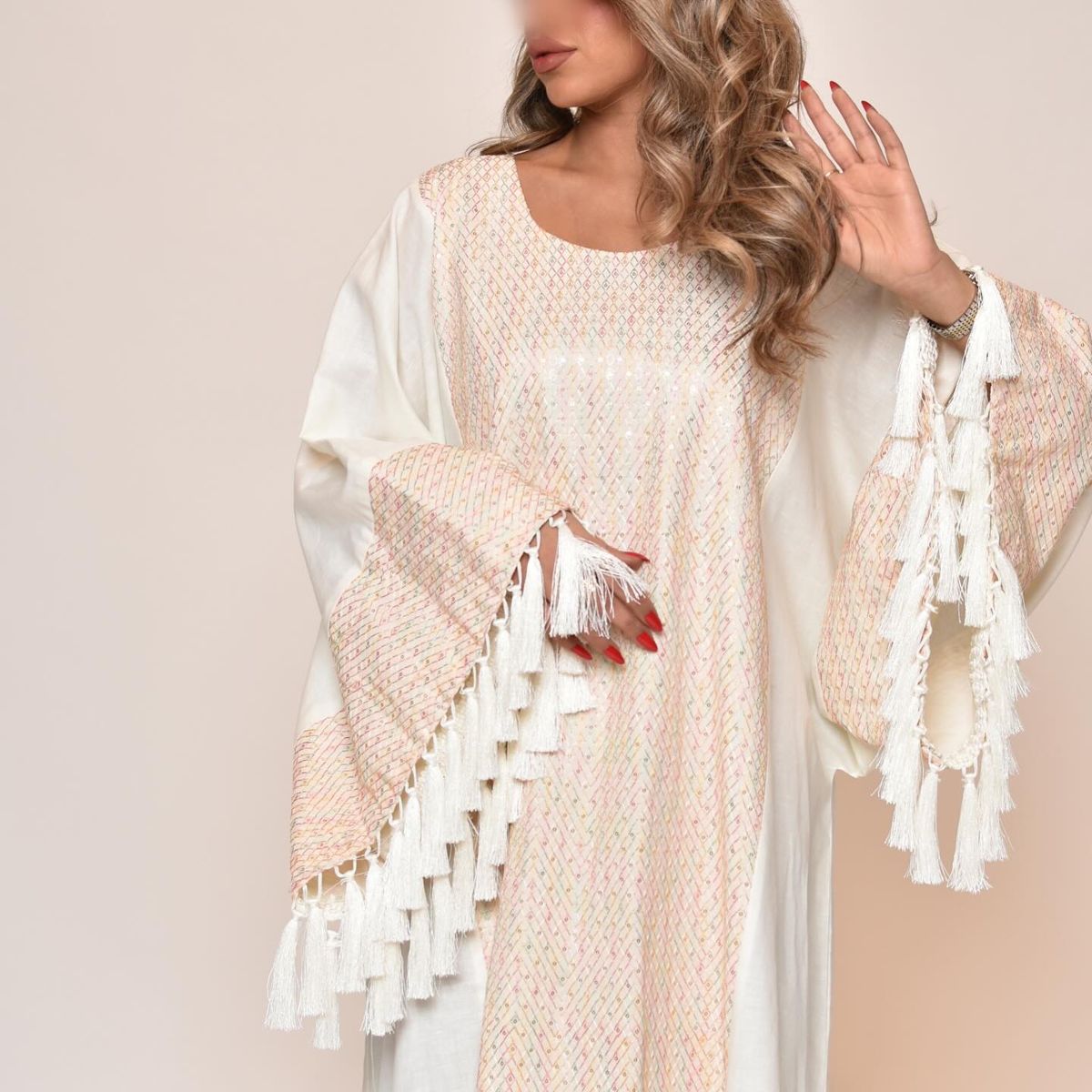 Tassel-sleeve kaftan