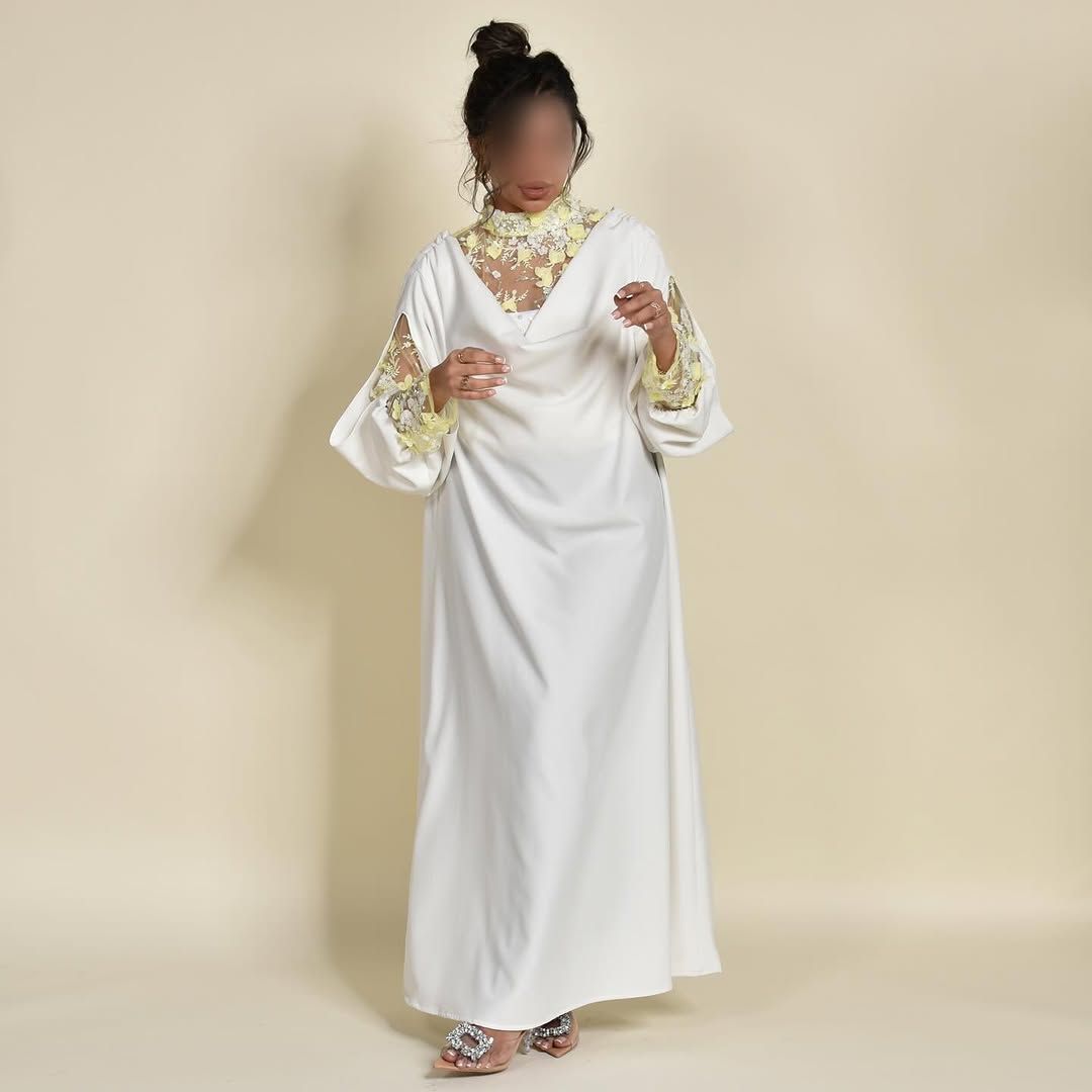 Floral collar kaftan