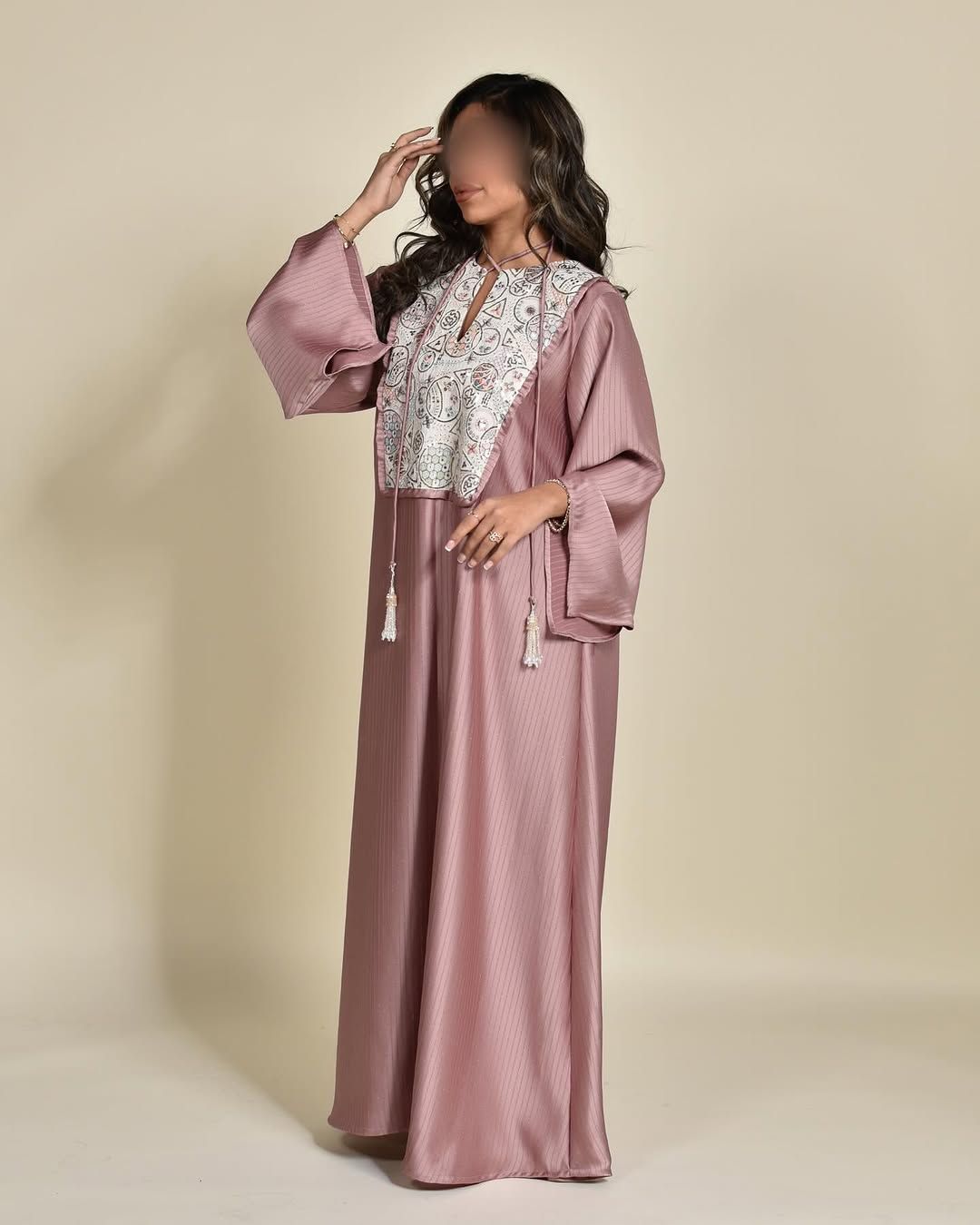 Tassel bib kaftan
